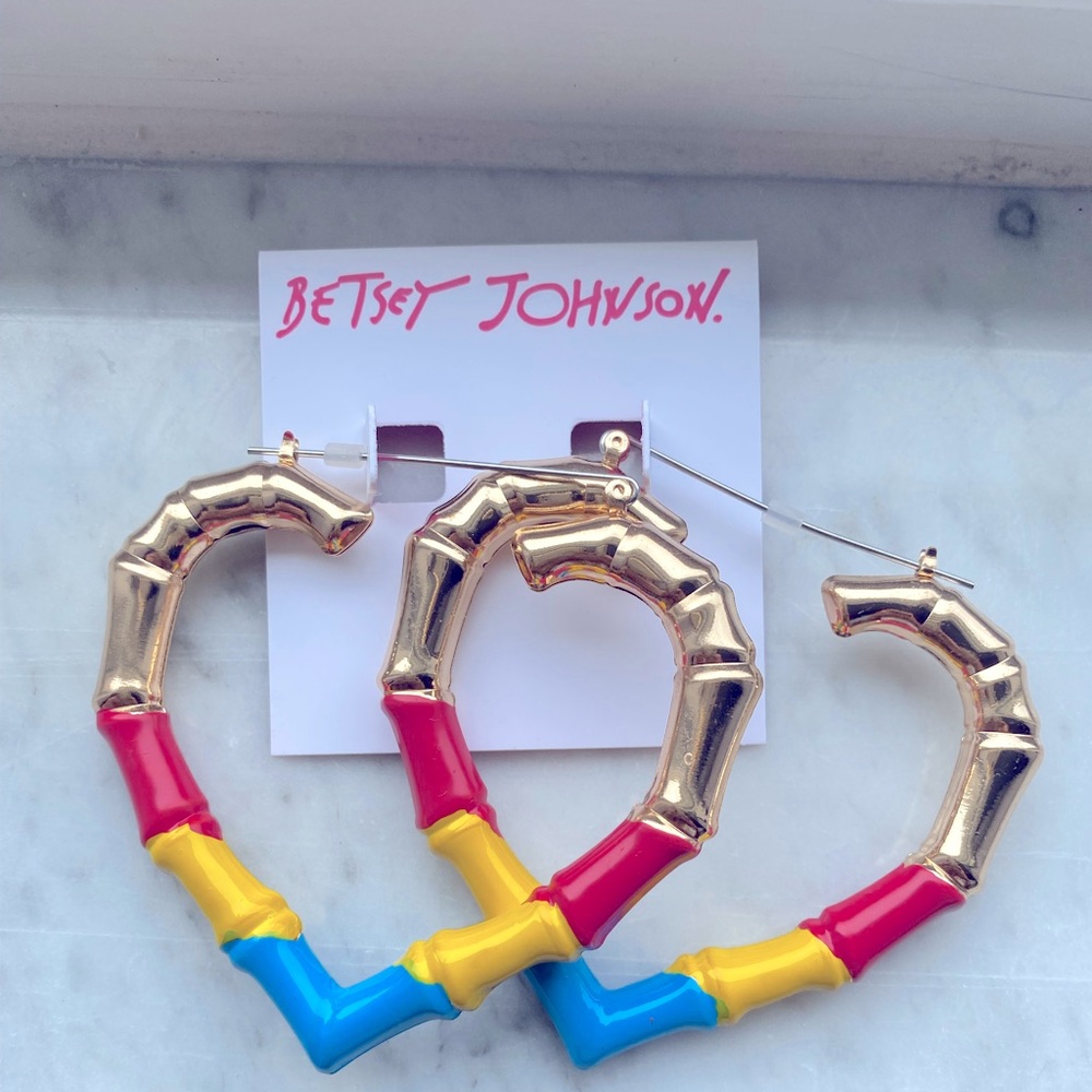 CLEARANCE- FINAL DROP Betsey Johnson heart hoops